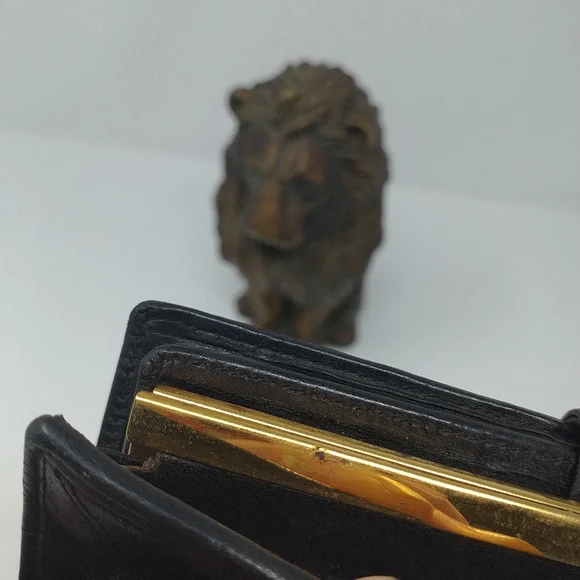 CHANEL Quilted Diamond pattern CC Gold Black Bifold Wallet with Chanel Box - Picture 17 of 17